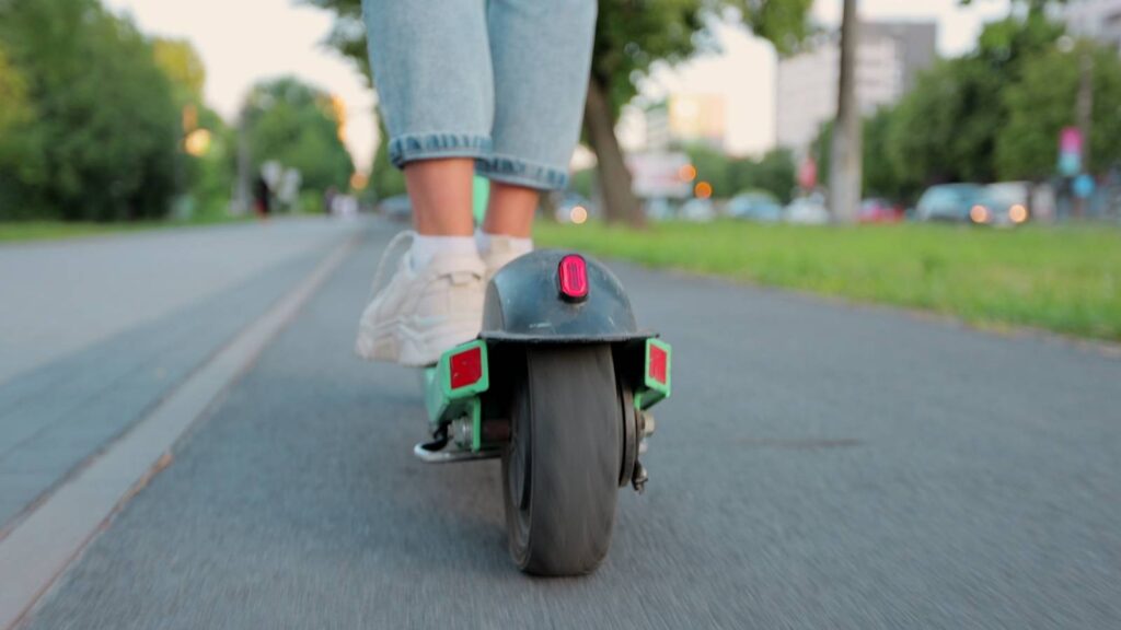 Immatriculation trottinette électrique : ce que dit vraiment la loi