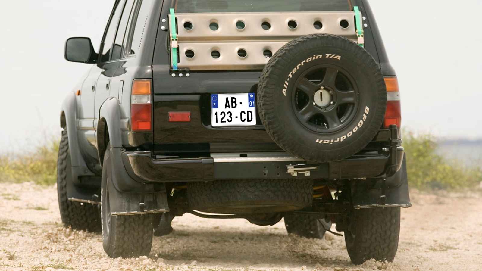 Plaque immatriculation 4X4- 275x200 - En situation