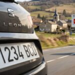 Rouler avec des plaques étrangères en France. Image montrant une plaque immatriculation espagnole dans la région d'occitanie en France.
